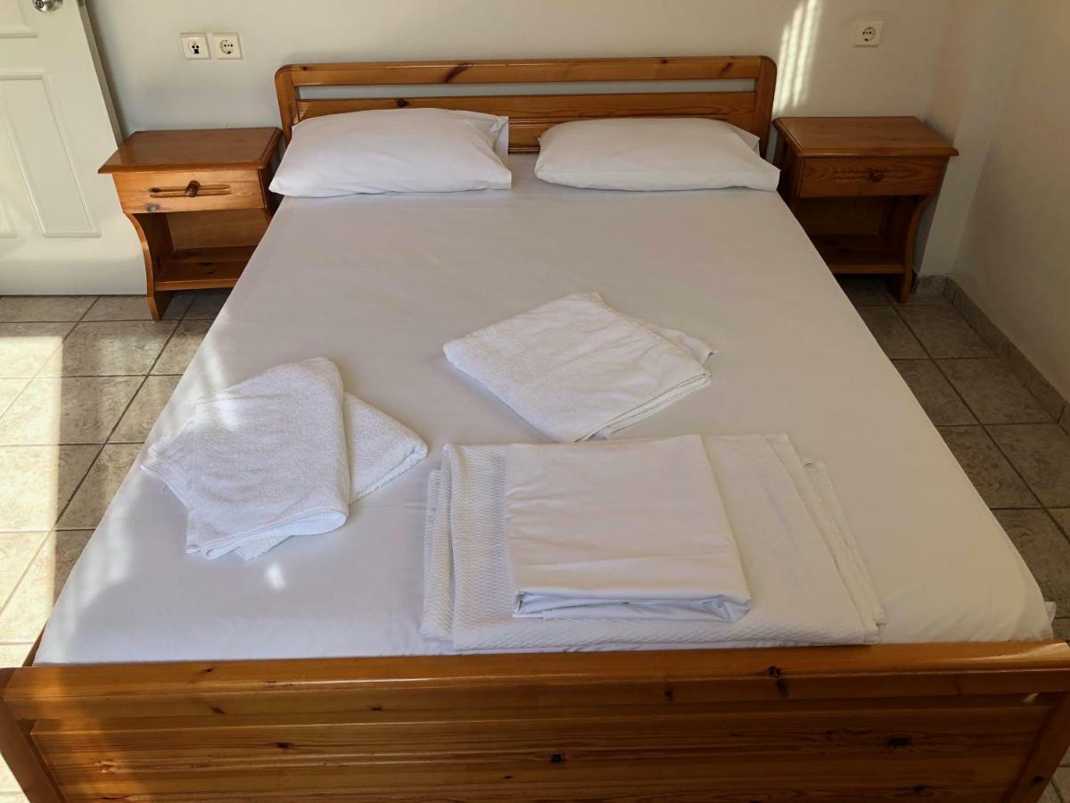 Mythos Suites-Dionysos Apartment Methoni  Eksteriør billede