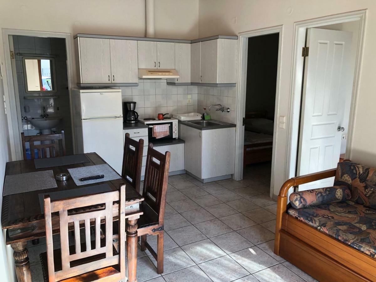 Mythos Suites-Dionysos Apartment Methoni  Eksteriør billede